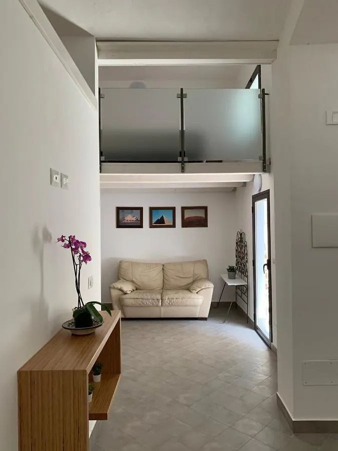 Woodenloft16 Apartment Catania