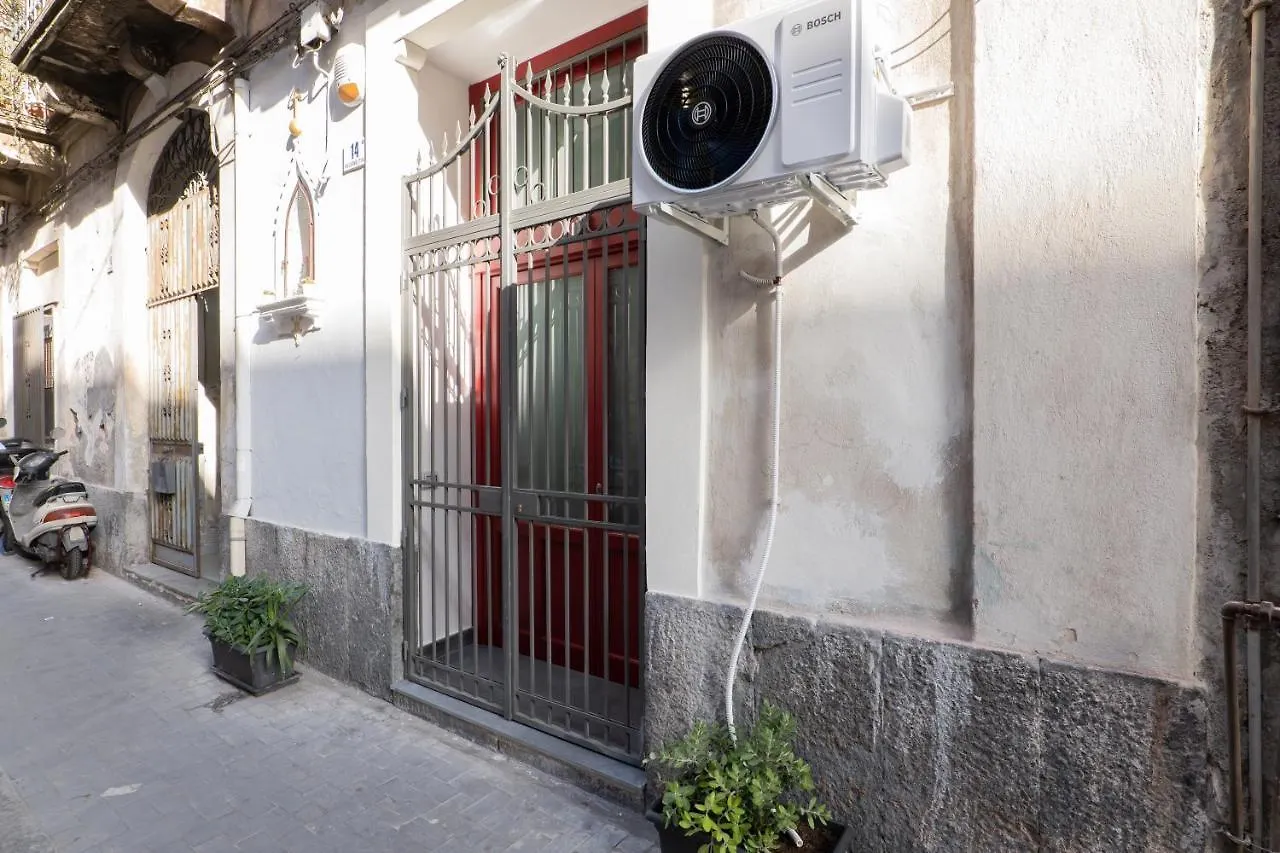 Woodenloft16 Apartment Catania